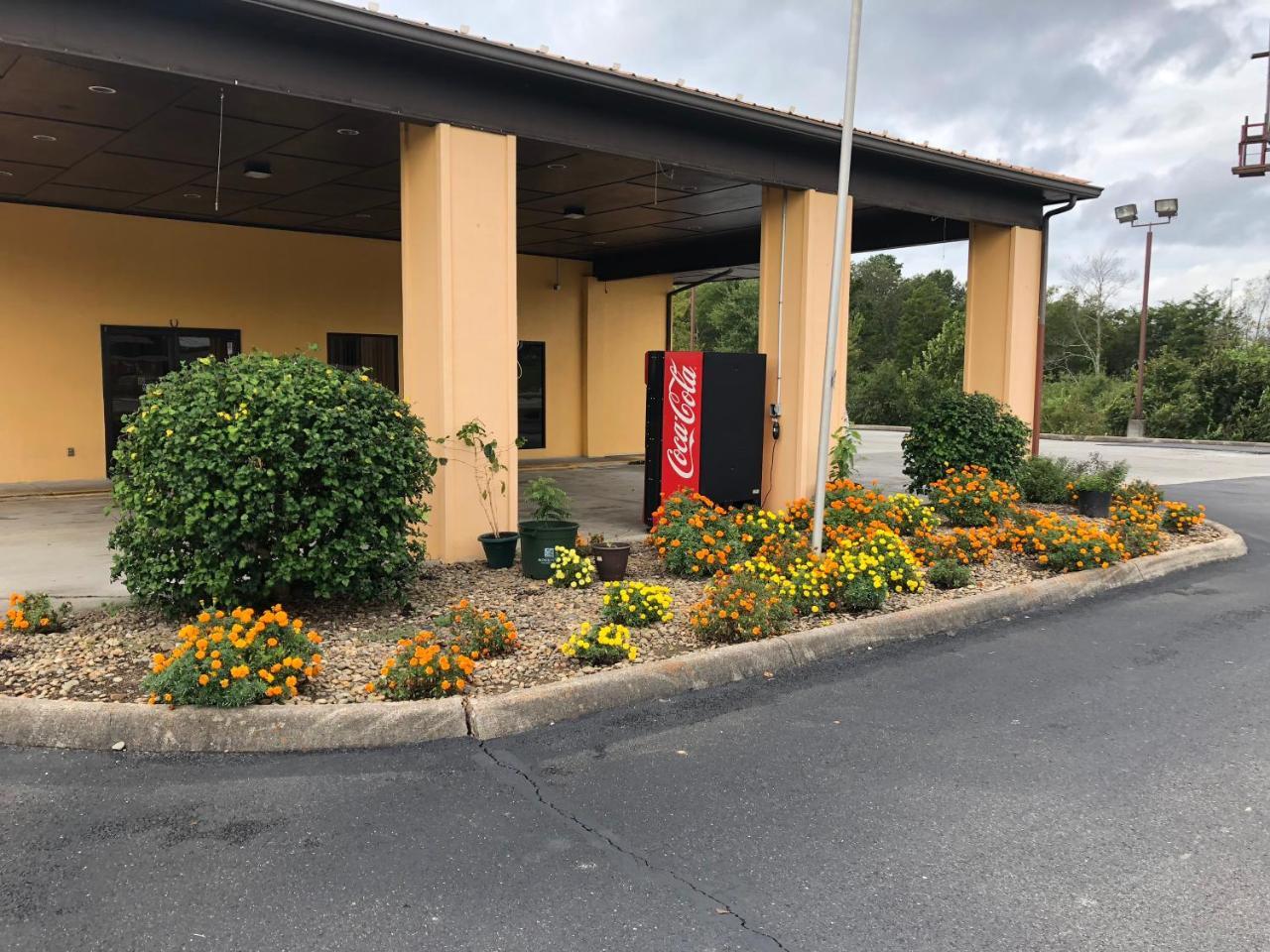 Motor Inns Of America Madisonville 외부 사진